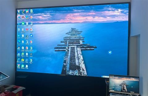 鎮(zhèn)政府監(jiān)控中心小間距顯示屏